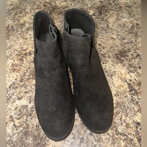 Black Heeled Booties size 9